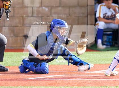Thumbnail 2 in La Mirada vs. Gahr photogallery.