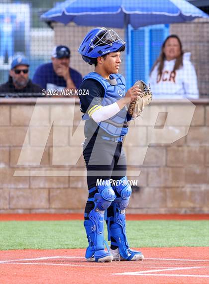 Thumbnail 2 in La Mirada vs. Gahr photogallery.