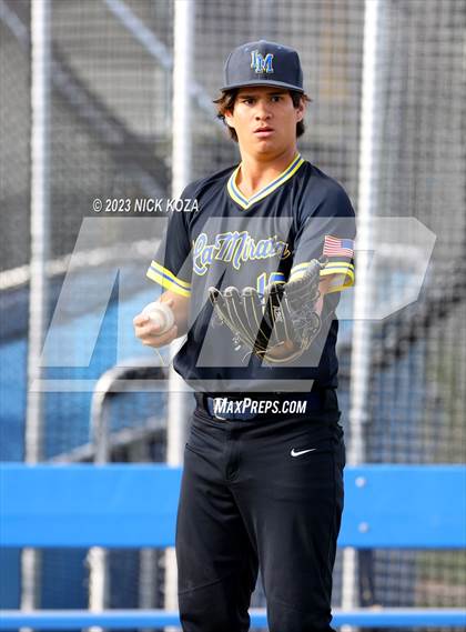 Thumbnail 2 in La Mirada vs. Gahr photogallery.