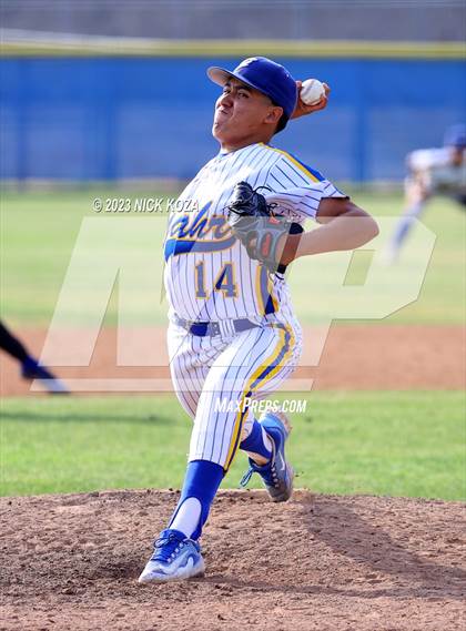 Thumbnail 3 in La Mirada vs. Gahr photogallery.