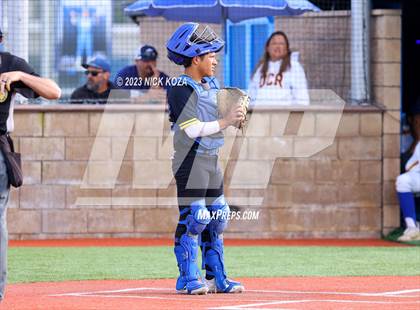Thumbnail 1 in La Mirada vs. Gahr photogallery.