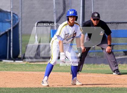 Thumbnail 1 in La Mirada vs. Gahr photogallery.