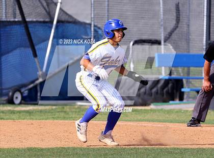 Thumbnail 1 in La Mirada vs. Gahr photogallery.
