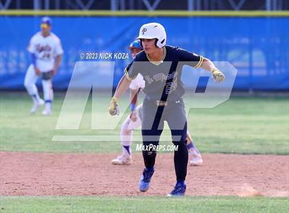 Thumbnail 2 in La Mirada vs. Gahr photogallery.