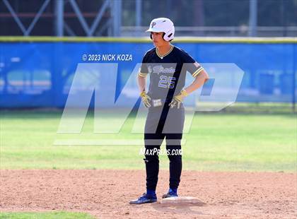 Thumbnail 3 in La Mirada vs. Gahr photogallery.