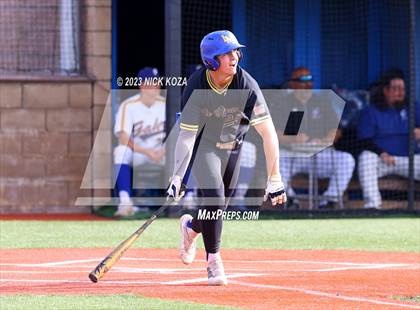 Thumbnail 2 in La Mirada vs. Gahr photogallery.