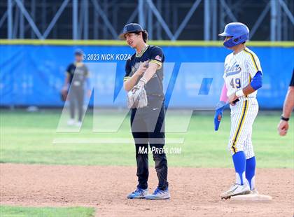 Thumbnail 3 in La Mirada vs. Gahr photogallery.