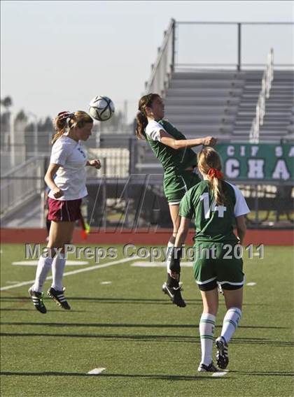 Thumbnail 3 in Torrey Pines vs. Poway (CIF SDS D1 Final) photogallery.