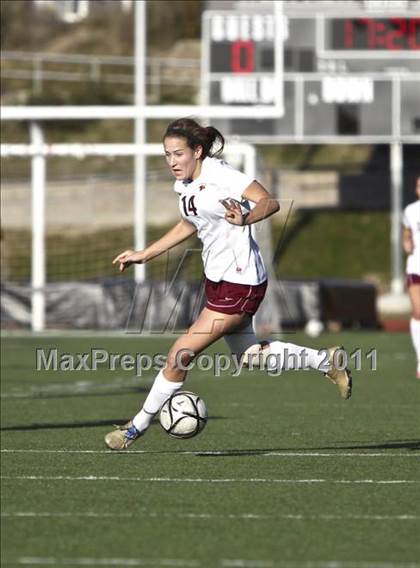 Thumbnail 1 in Torrey Pines vs. Poway (CIF SDS D1 Final) photogallery.