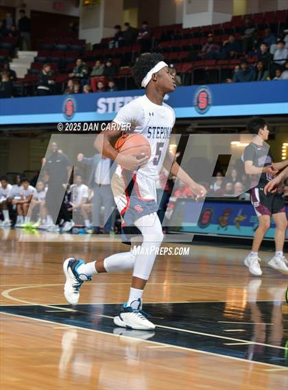 Thumbnail 1 in Archbishop Stepinac vs. Scarsdale (William F. Plunkett Jr. Christmas Classic) photogallery.