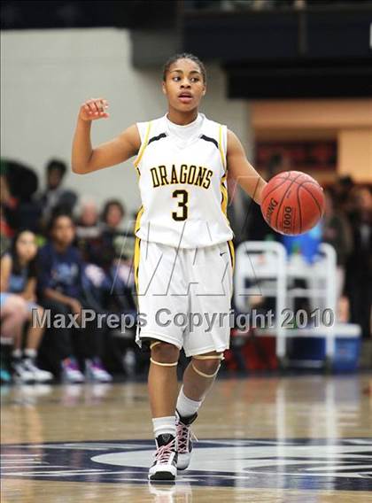 Thumbnail 3 in Dougherty Valley vs. Bishop O'Dowd (CIF NCS D3 Final) photogallery.