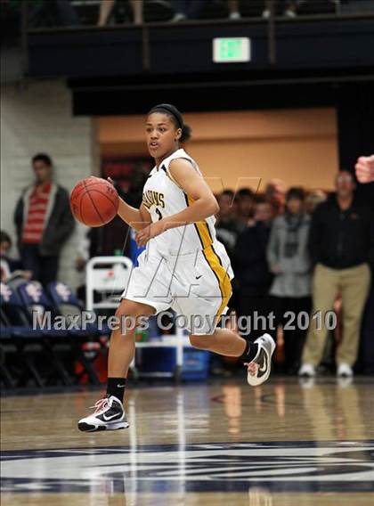 Thumbnail 3 in Dougherty Valley vs. Bishop O'Dowd (CIF NCS D3 Final) photogallery.