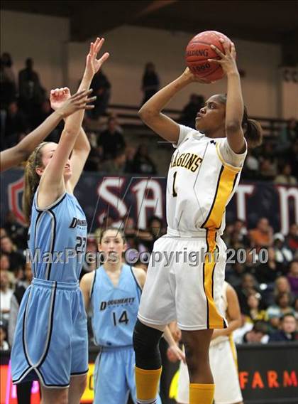 Thumbnail 2 in Dougherty Valley vs. Bishop O'Dowd (CIF NCS D3 Final) photogallery.