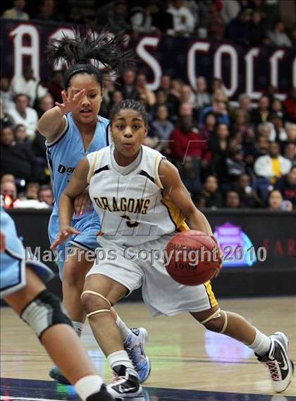 Thumbnail 2 in Dougherty Valley vs. Bishop O'Dowd (CIF NCS D3 Final) photogallery.