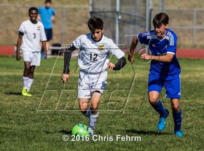 Thumbnail 2 in Palmer vs Fountain-Fort Carson (Kadet Kickoff) photogallery.
