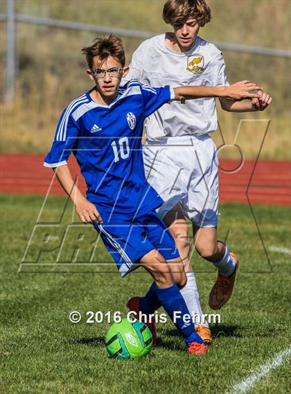 Thumbnail 2 in Palmer vs Fountain-Fort Carson (Kadet Kickoff) photogallery.
