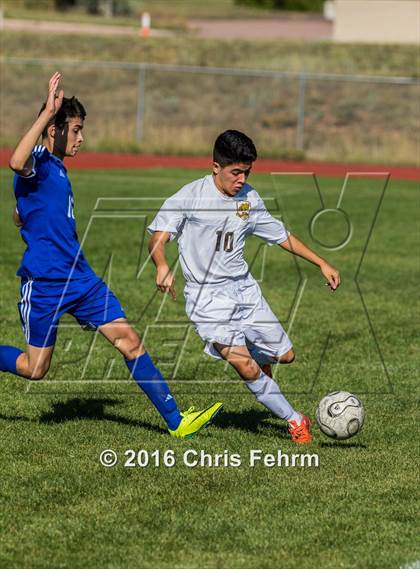 Thumbnail 3 in Palmer vs Fountain-Fort Carson (Kadet Kickoff) photogallery.