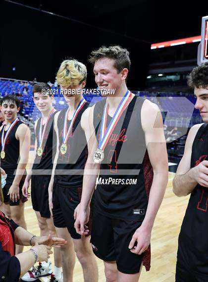 Thumbnail 3 in Hargrave vs. Argyle (UIL 4A State Championship) photogallery.