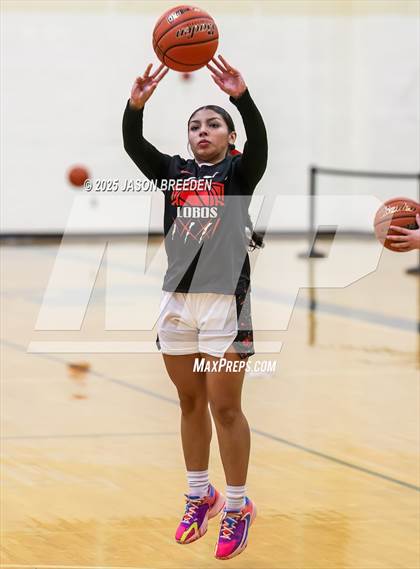 Thumbnail 1 in Vela @ Palmview (UIL 5A Region IV D1 Area Basketball) photogallery.