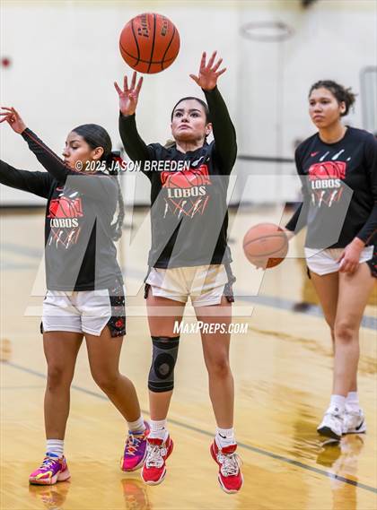 Thumbnail 3 in Vela @ Palmview (UIL 5A Region IV D1 Area Basketball) photogallery.