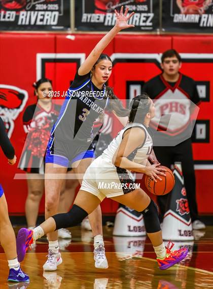 Thumbnail 2 in Vela @ Palmview (UIL 5A Region IV D1 Area Basketball) photogallery.