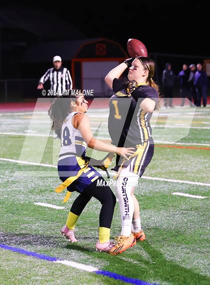 Thumbnail 2 in Alhambra vs. Alameda (CIF NCS Final) photogallery.
