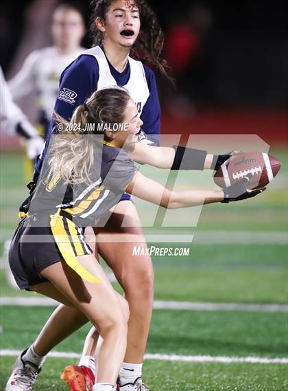 Thumbnail 3 in Alhambra vs. Alameda (CIF NCS Final) photogallery.