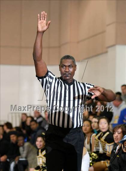 Thumbnail 3 in Harvard-Westlake vs. Whitney (CIF SS Playoffs) photogallery.