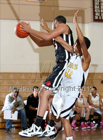 Thumbnail 3 in Harvard-Westlake vs. Whitney (CIF SS Playoffs) photogallery.