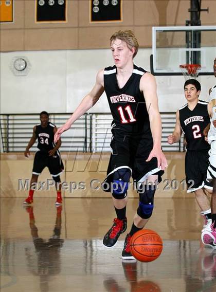 Thumbnail 3 in Harvard-Westlake vs. Whitney (CIF SS Playoffs) photogallery.