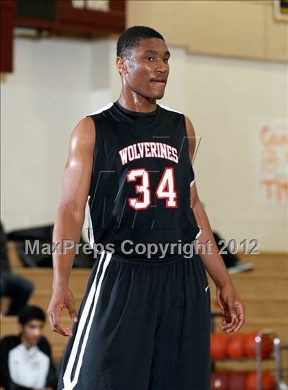 Thumbnail 1 in Harvard-Westlake vs. Whitney (CIF SS Playoffs) photogallery.