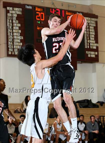 Thumbnail 3 in Harvard-Westlake vs. Whitney (CIF SS Playoffs) photogallery.