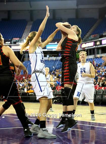 Thumbnail 1 in St. Francis vs Davis photogallery.