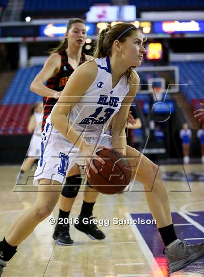 Thumbnail 3 in St. Francis vs Davis photogallery.