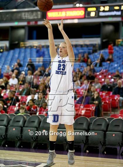 Thumbnail 3 in St. Francis vs Davis photogallery.