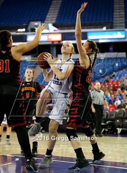 Thumbnail 3 in St. Francis vs Davis photogallery.