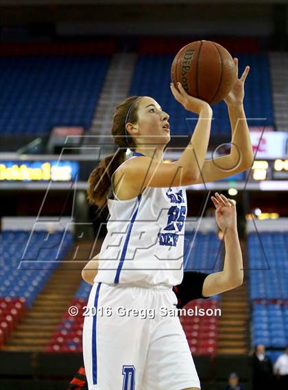 Thumbnail 2 in St. Francis vs Davis photogallery.