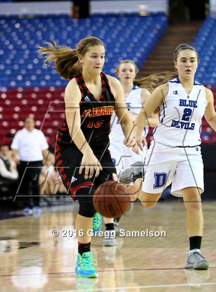 Thumbnail 3 in St. Francis vs Davis photogallery.