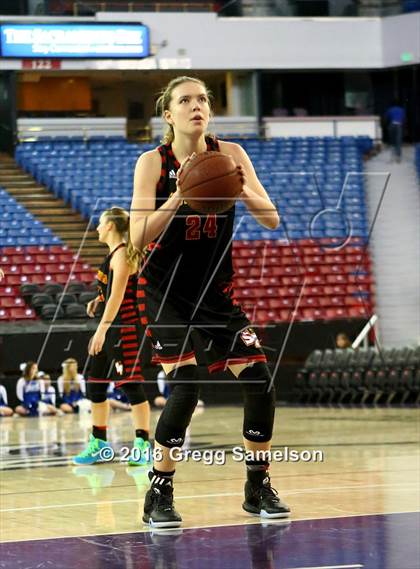 Thumbnail 2 in St. Francis vs Davis photogallery.
