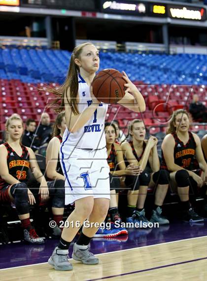 Thumbnail 2 in St. Francis vs Davis photogallery.