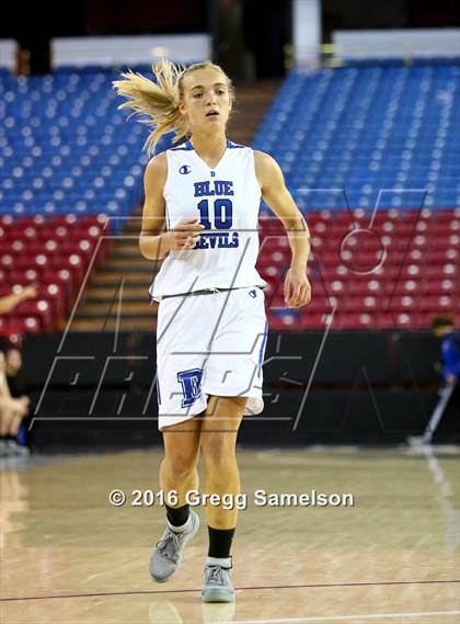 Thumbnail 3 in St. Francis vs Davis photogallery.