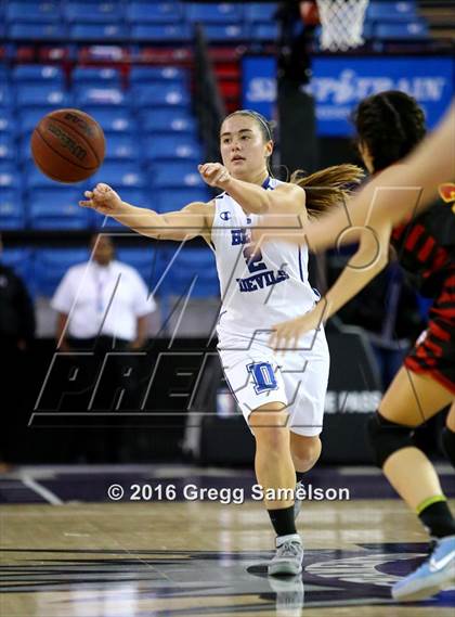Thumbnail 2 in St. Francis vs Davis photogallery.