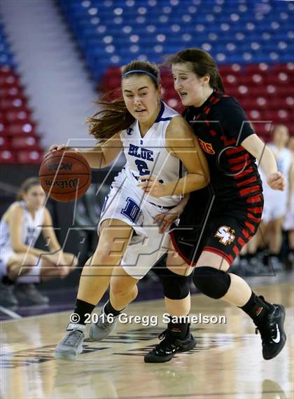 Thumbnail 3 in St. Francis vs Davis photogallery.