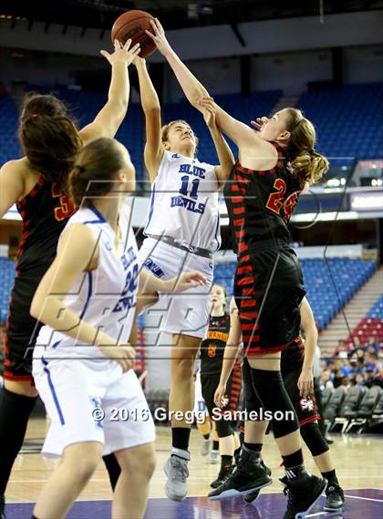 Thumbnail 1 in St. Francis vs Davis photogallery.