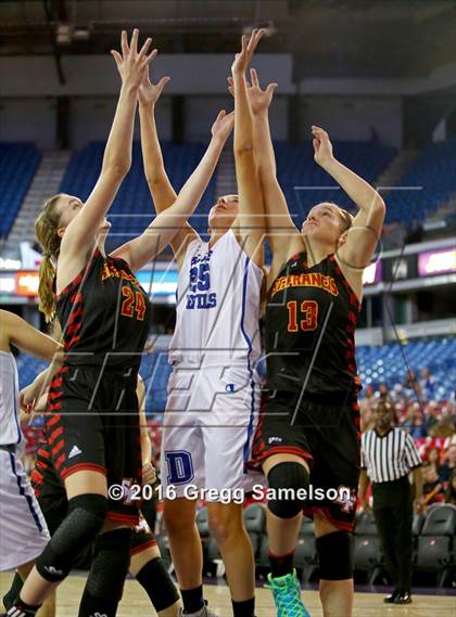 Thumbnail 1 in St. Francis vs Davis photogallery.