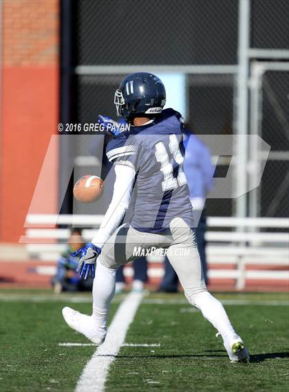 Thumbnail 2 in Eagle Academy II vs. Madison (PSAL Bowl Division 1st Round) photogallery.