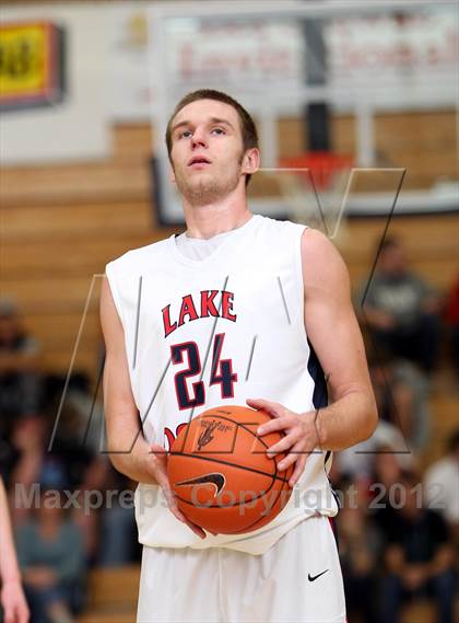 Thumbnail 3 in Neumann-Goretti vs Lake Oswego (Les Schwab Invitational) photogallery.