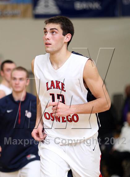 Thumbnail 3 in Neumann-Goretti vs Lake Oswego (Les Schwab Invitational) photogallery.