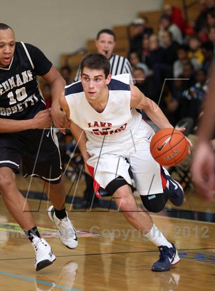 Thumbnail 3 in Neumann-Goretti vs Lake Oswego (Les Schwab Invitational) photogallery.