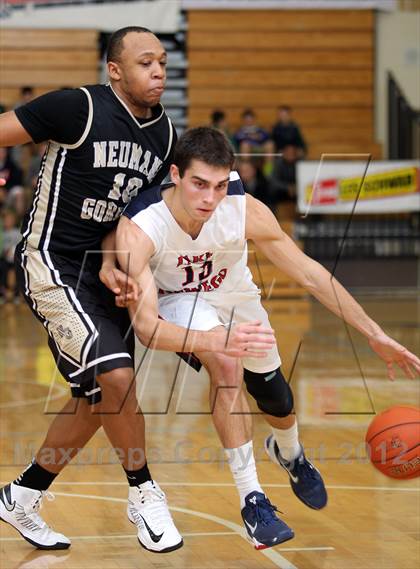 Thumbnail 2 in Neumann-Goretti vs Lake Oswego (Les Schwab Invitational) photogallery.